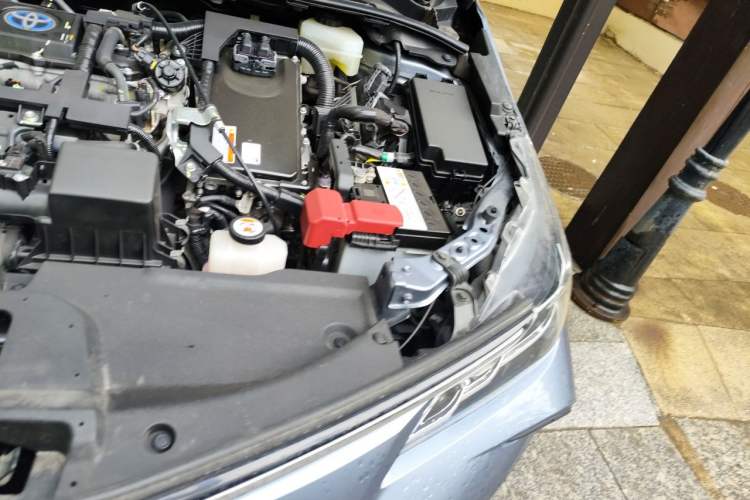 Used Toyota Corolla 2022 Dual-Motor 1.8L E-CVT Pioneer Edition Engine Bay Left