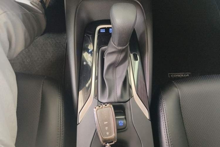 Used Toyota Corolla 2022 Dual-Motor 1.8L E-CVT Pioneer Edition Gear Lever