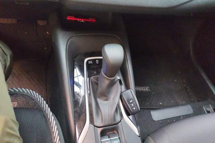 Used Toyota Corolla 2022 Dual-Motor 1.8L E-CVT Pioneer Edition Gear Lever