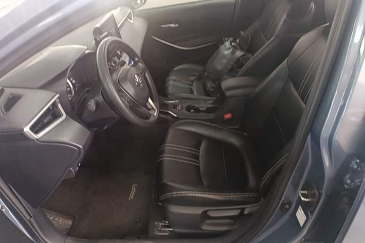 Used Toyota Corolla 2022 Dual-Motor 1.8L E-CVT Pioneer Edition Left Front Seat