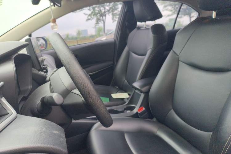 Used Toyota Corolla 2022 Dual-Motor 1.8L E-CVT Pioneer Edition Left Front Seat