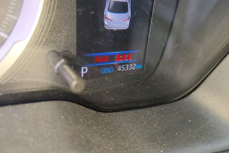 Used Toyota Corolla 2022 Dual-Motor 1.8L E-CVT Pioneer Edition Odometer Close Up
