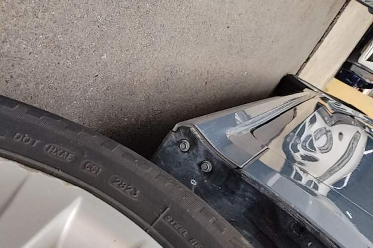 Used Toyota Corolla 2022 Dual-Motor 1.8L E-CVT Pioneer Edition Right Side Sill