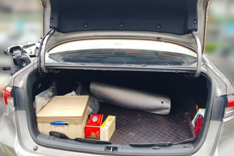 Used Toyota Corolla 2022 Dual-Motor 1.8L E-CVT Pioneer Edition Trunk