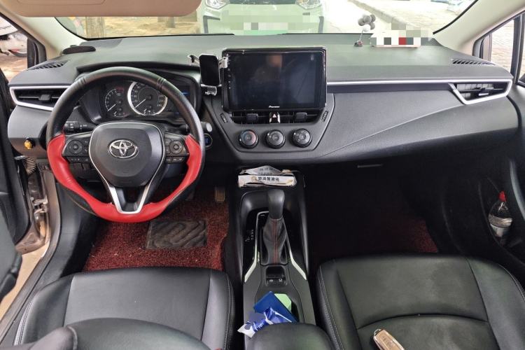 Used Toyota Corolla 2022 1.2T S-CVT Pioneer PLUS Edition Center Console