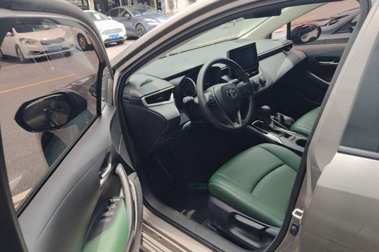 Used Toyota Corolla 2022 1.2T S-CVT Pioneer PLUS Edition Driver Seat