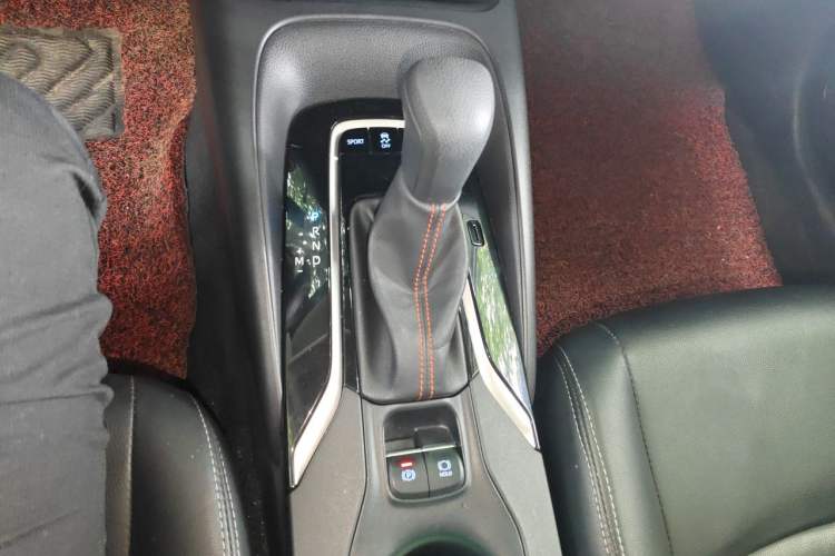 Used Toyota Corolla 2022 1.2T S-CVT Pioneer PLUS Edition Gear Lever