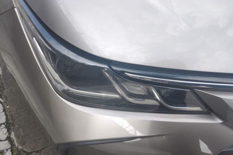 Used Toyota Corolla 2022 Dual-Motor 1.8L E-CVT Pioneer Edition Right Front Headlight