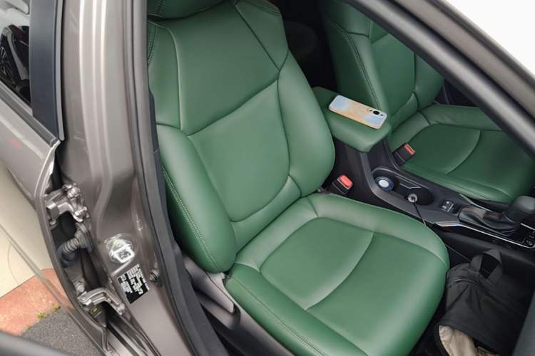 Used Toyota Corolla 2022 1.2T S-CVT Pioneer PLUS Edition Right Front Seat
