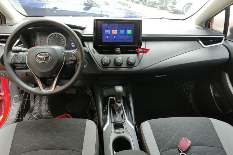 Used Toyota Corolla 2022 1.2T S-CVT Pioneer PLUS Edition Center Console