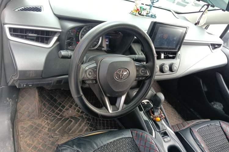 Used Toyota Corolla 2022 TNGA 1.5L CVT Pioneer Edition Center Console
