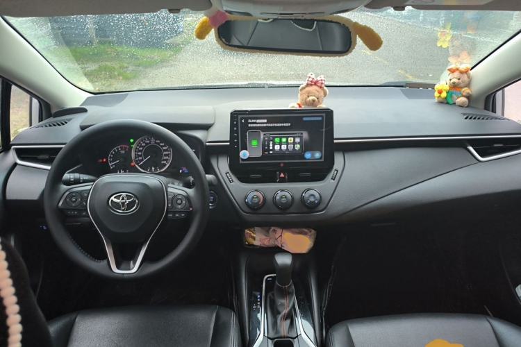 Used Toyota Corolla 2022 1.2T S-CVT Pioneer PLUS Edition Center Console