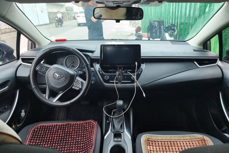 Used Toyota Corolla 2022 Dual-Motor 1.8L E-CVT Pioneer Edition Center Console