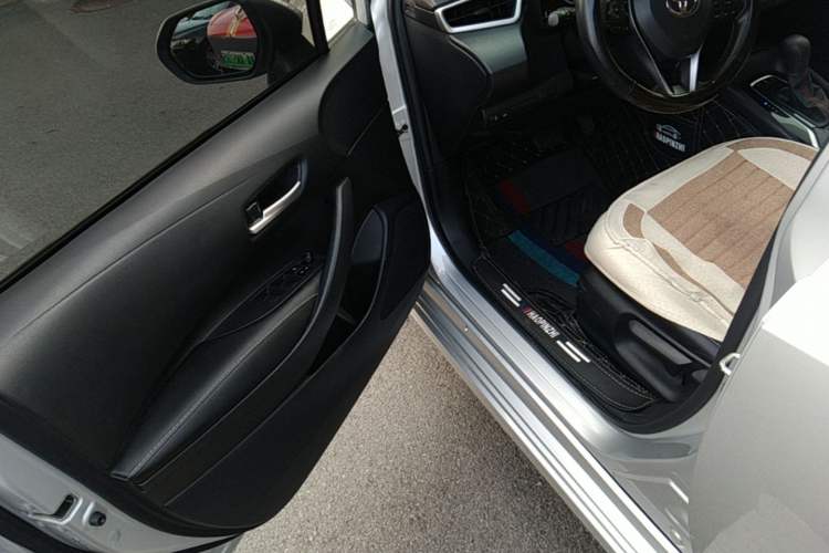 Used Toyota Corolla 2022 1.2T S-CVT Pioneer PLUS Edition Driver Seat