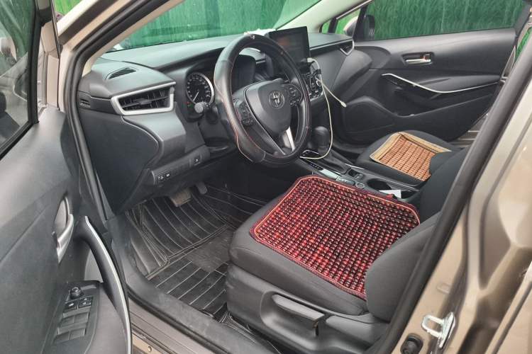 Used Toyota Corolla 2022 Dual-Motor 1.8L E-CVT Pioneer Edition Driver Seat