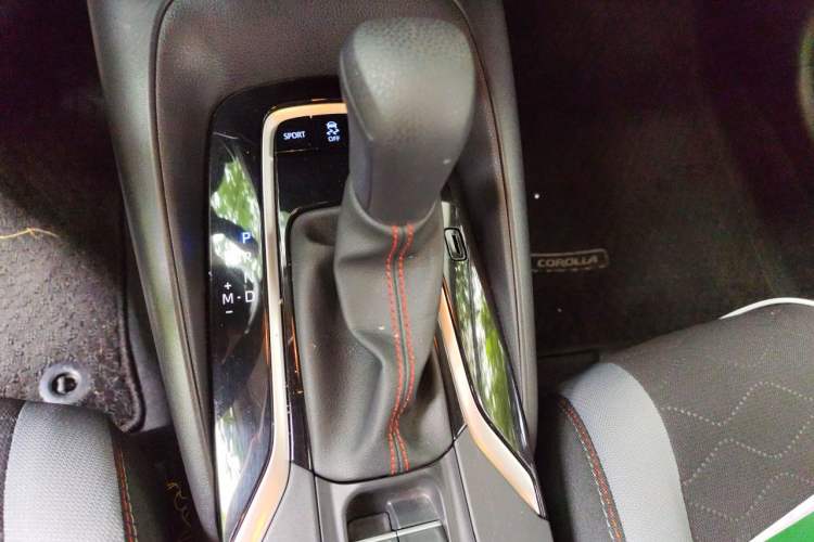Used Toyota Corolla 2022 1.2T S-CVT Pioneer PLUS Edition Gear Lever