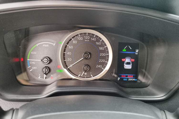 Used Toyota Corolla 2022 Dual-Motor 1.8L E-CVT Pioneer Edition Odometer Close Up