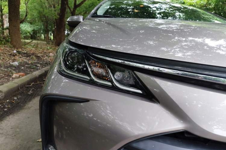 Used Toyota Corolla 2022 1.2T S-CVT Pioneer PLUS Edition Right Front Headlight