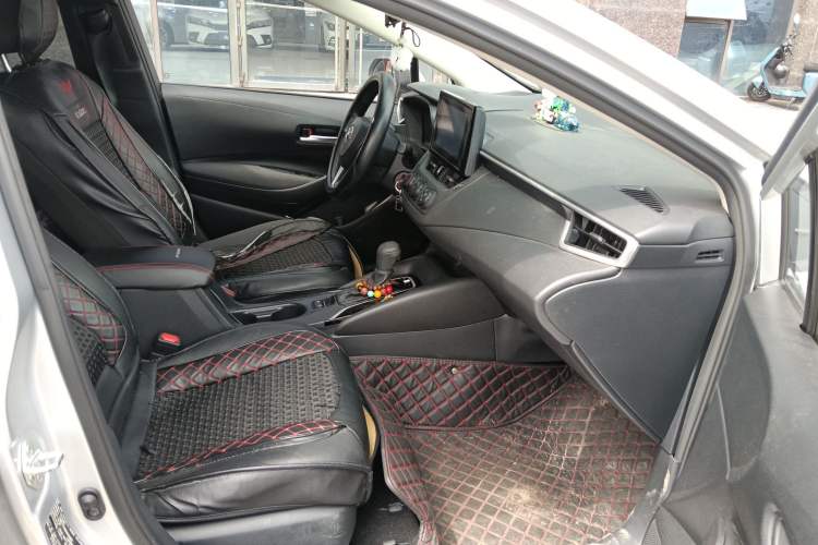 Used Toyota Corolla 2022 TNGA 1.5L CVT Pioneer Edition Right Front Seat
