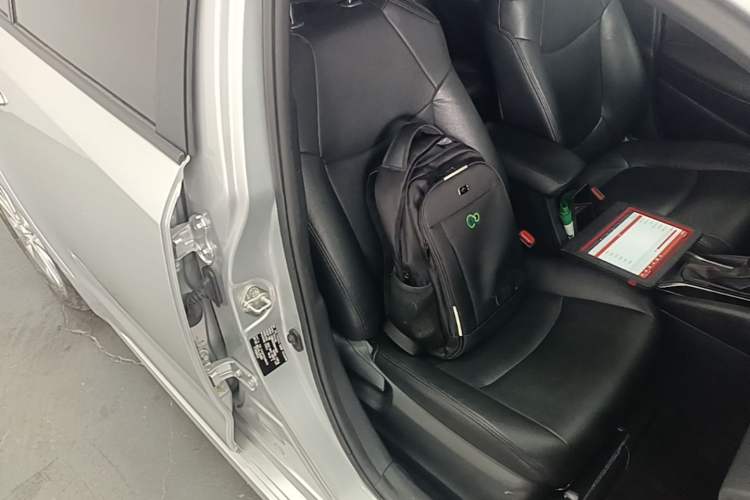 Used Toyota Corolla 2022 1.2T S-CVT Pioneer PLUS Edition Right Front Seat