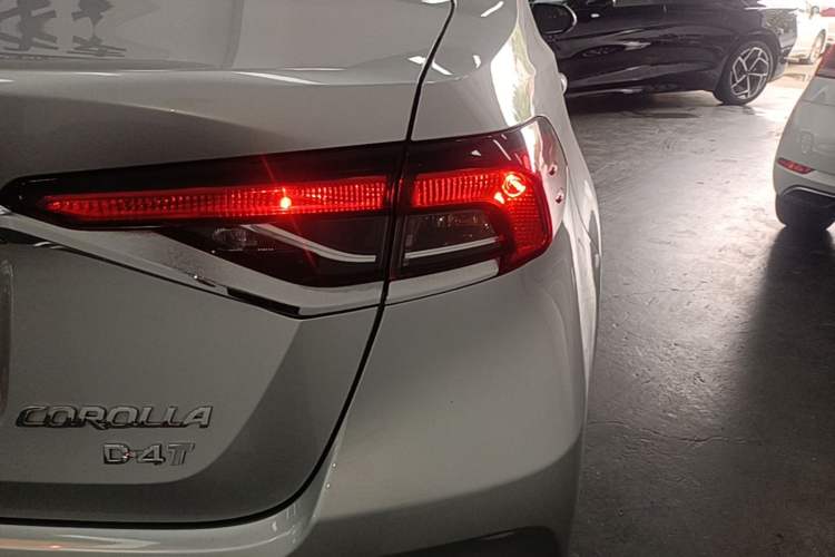 Used Toyota Corolla 2022 1.2T S-CVT Pioneer PLUS Edition Right Rear Taillight