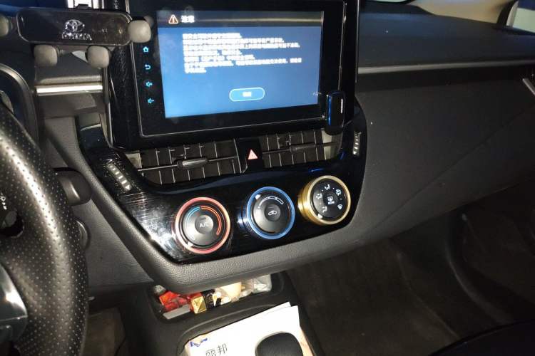 Used Toyota Corolla 2022 1.2T S-CVT Pioneer PLUS Edition Audio And AC Panel