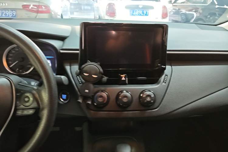 Used Toyota Corolla 2022 1.2T S-CVT Pioneer PLUS Edition Audio And AC Panel