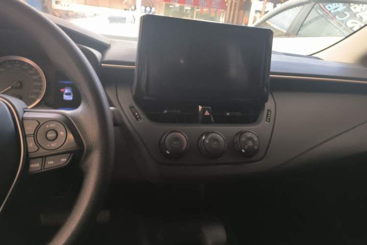 Used Toyota Corolla 2022 1.2T S-CVT Pioneer PLUS Edition Audio And AC Panel