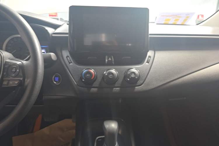 Used Toyota Corolla 2022 1.2T S-CVT Pioneer PLUS Edition Audio And AC Panel