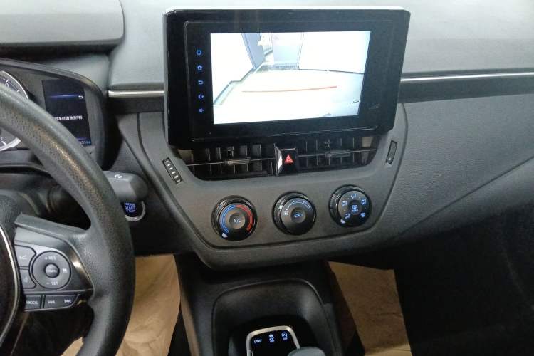 Used Toyota Corolla 2022 1.2T S-CVT Pioneer PLUS Edition Audio And AC Panel