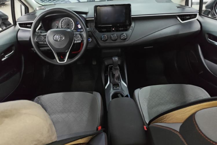 Used Toyota Corolla 2022 1.2T S-CVT Pioneer PLUS Edition Center Console
