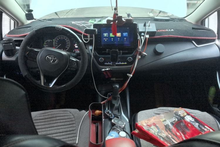 Used Toyota Corolla 2022 Dual-Motor 1.8L E-CVT Pioneer Edition Center Console