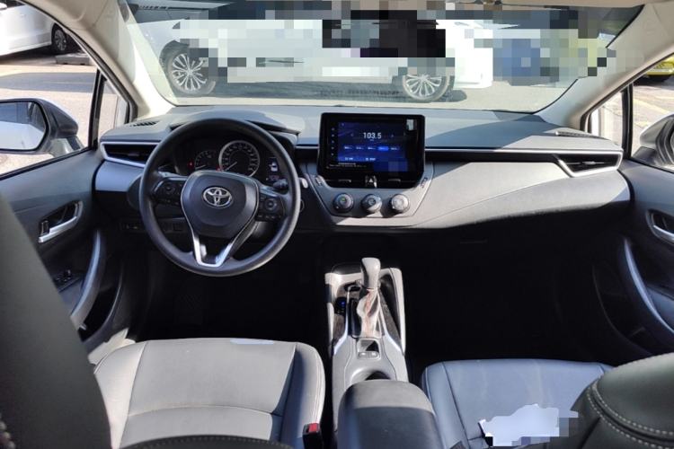 Used Toyota Corolla 2022 1.2T S-CVT Pioneer PLUS Edition Center Console