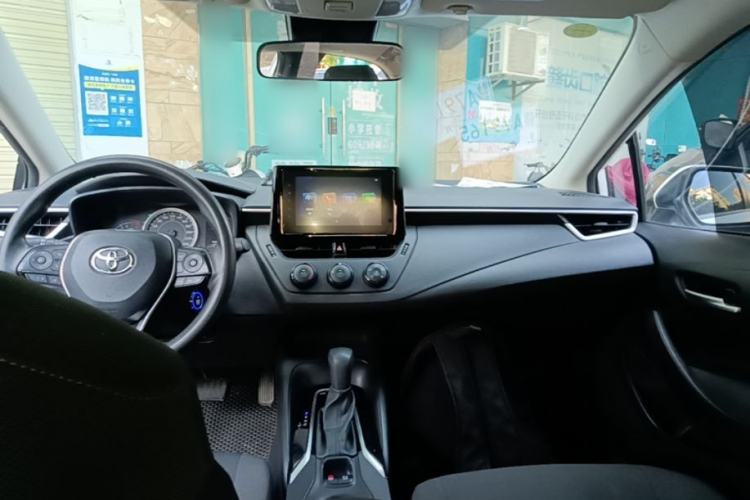 Used Toyota Corolla 2022 TNGA 1.5L CVT Pioneer Edition Center Console