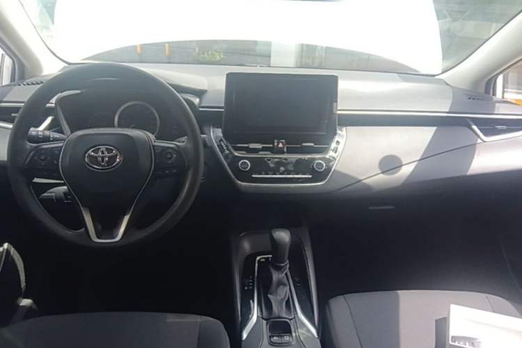Used Toyota Corolla 2022 Dual-Motor 1.8L E-CVT Pioneer Edition Center Console