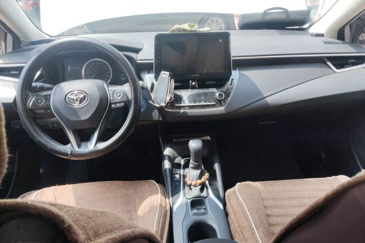 Used Toyota Corolla 2022 Dual-Motor 1.8L E-CVT Pioneer Edition Center Console