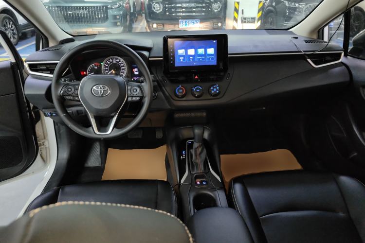 Used Toyota Corolla 2022 1.2T S-CVT Pioneer PLUS Edition Center Console