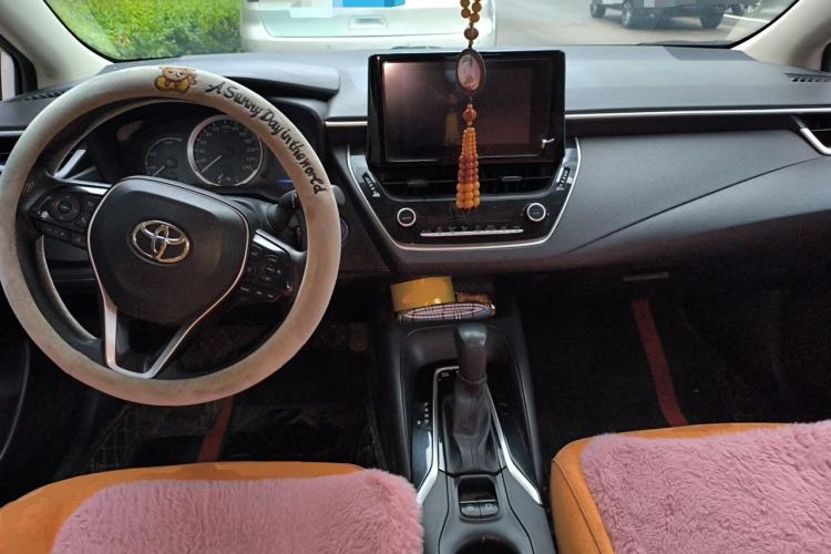 Used Toyota Corolla 2022 Dual-Motor 1.8L E-CVT Pioneer Edition Center Console