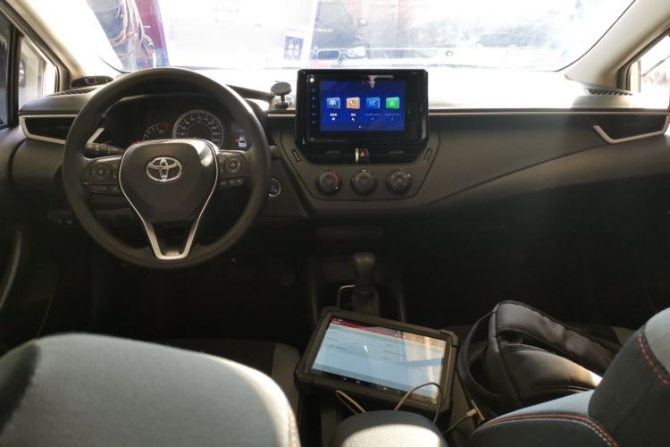 Used Toyota Corolla 2022 1.2T S-CVT Pioneer PLUS Edition Center Console