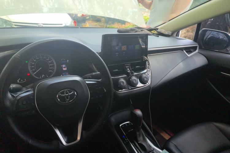 Used Toyota Corolla 2022 1.2T S-CVT Pioneer PLUS Edition Center Console