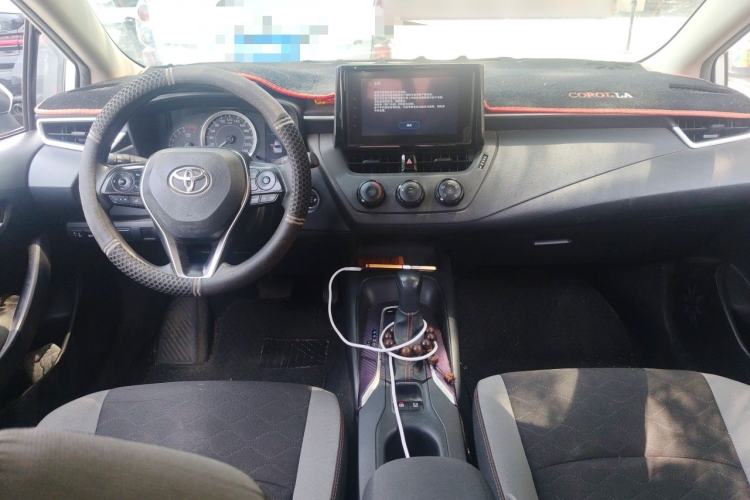 Used Toyota Corolla 2022 1.2T S-CVT Pioneer PLUS Edition Center Console