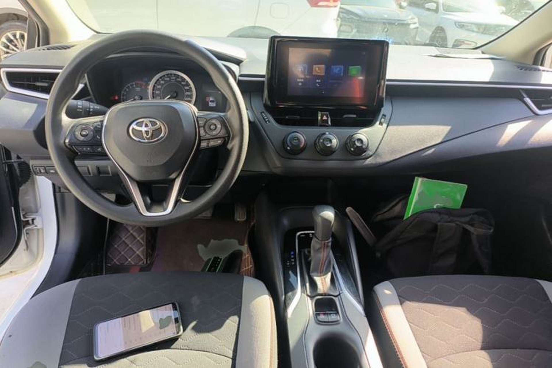 Used Toyota Corolla 2022 1.2T S-CVT Pioneer PLUS Edition Center Console