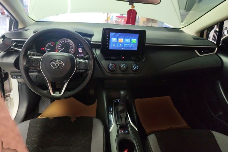 Used Toyota Corolla 2022 1.2T S-CVT Pioneer PLUS Edition Center Console