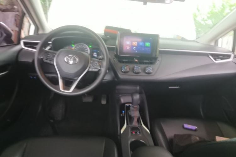 Used Toyota Corolla 2022 1.2T S-CVT Pioneer PLUS Edition Center Console