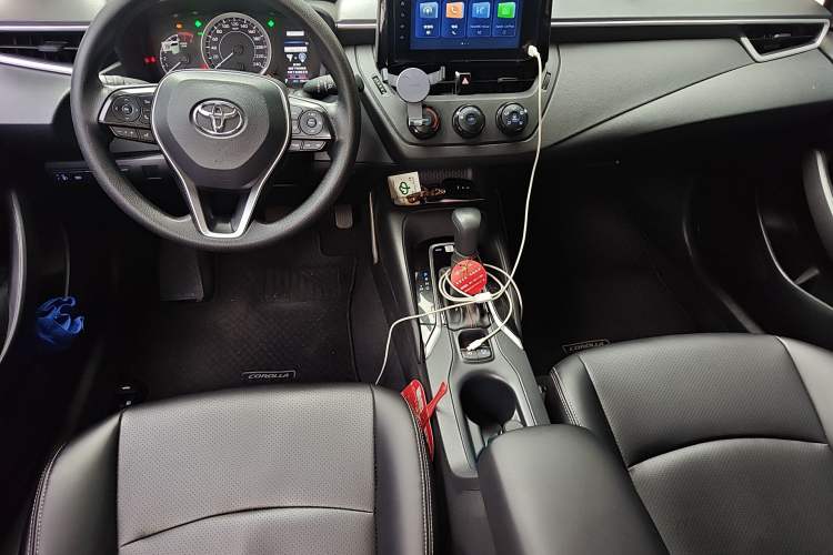 Used Toyota Corolla 2022 1.2T S-CVT Pioneer PLUS Edition Center Console