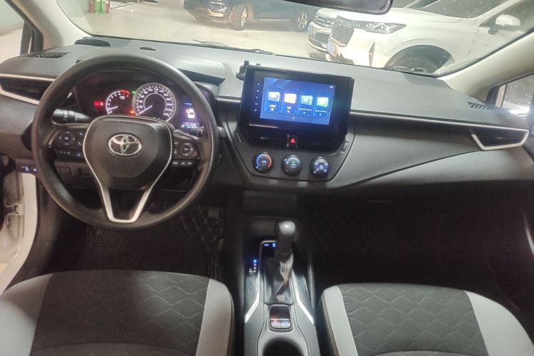 Used Toyota Corolla 2022 1.2T S-CVT Pioneer PLUS Edition Center Console