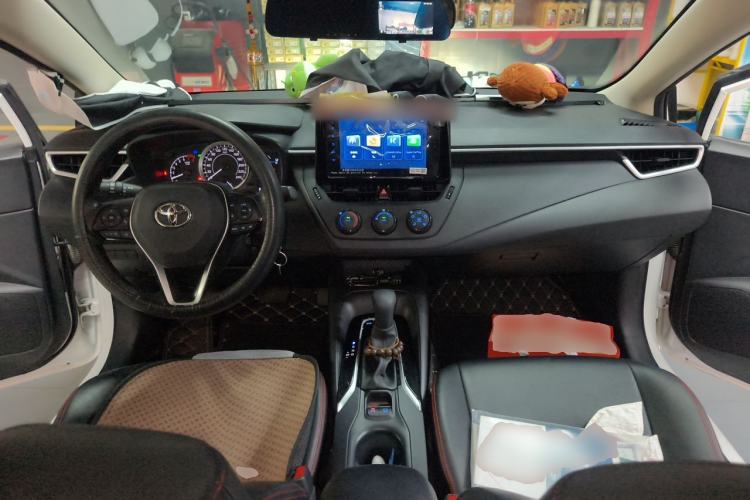 Used Toyota Corolla 2022 TNGA 1.5L CVT Pioneer Edition Center Console