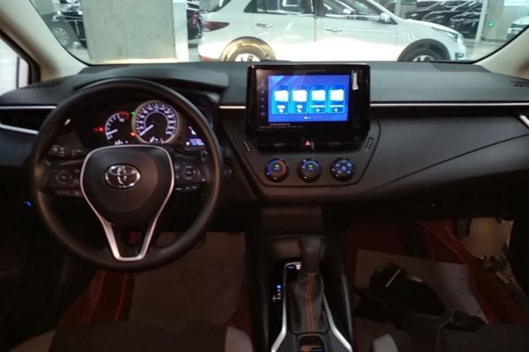 Used Toyota Corolla 2022 1.2T S-CVT Pioneer PLUS Edition Center Console