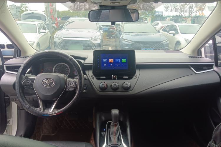 Used Toyota Corolla 2022 1.2T S-CVT Pioneer PLUS Edition Center Console