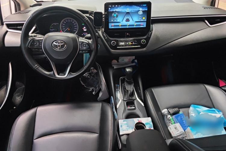 Used Toyota Corolla 2022 Dual-Motor 1.8L E-CVT Pioneer Edition Center Console